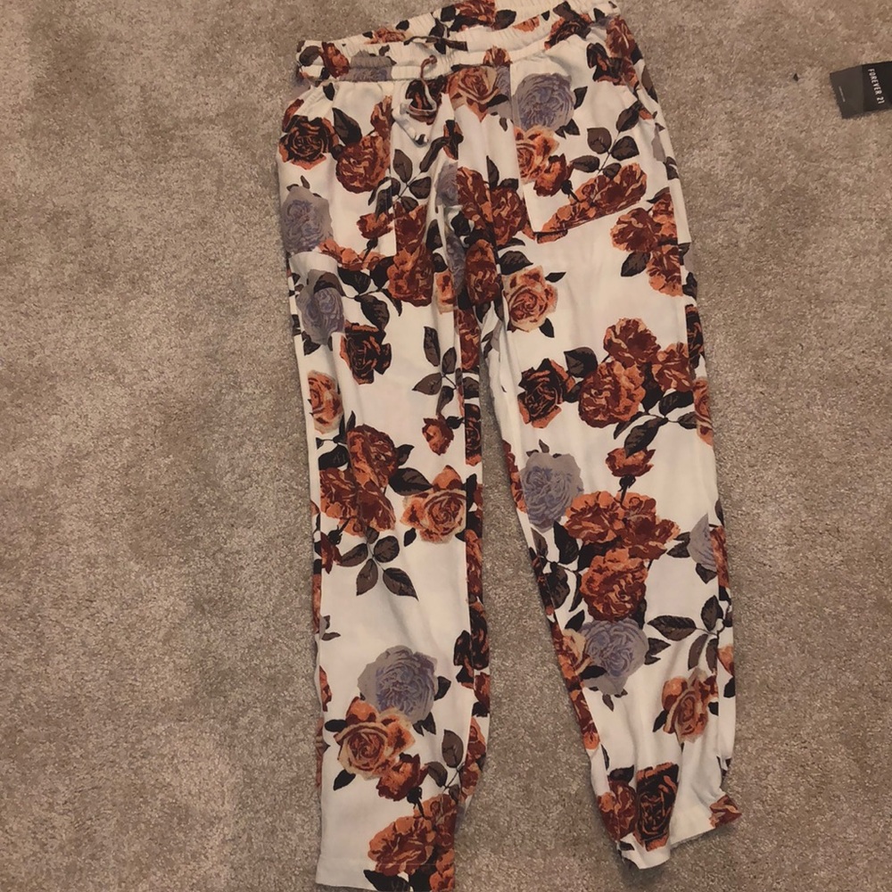 Floral flowy pants